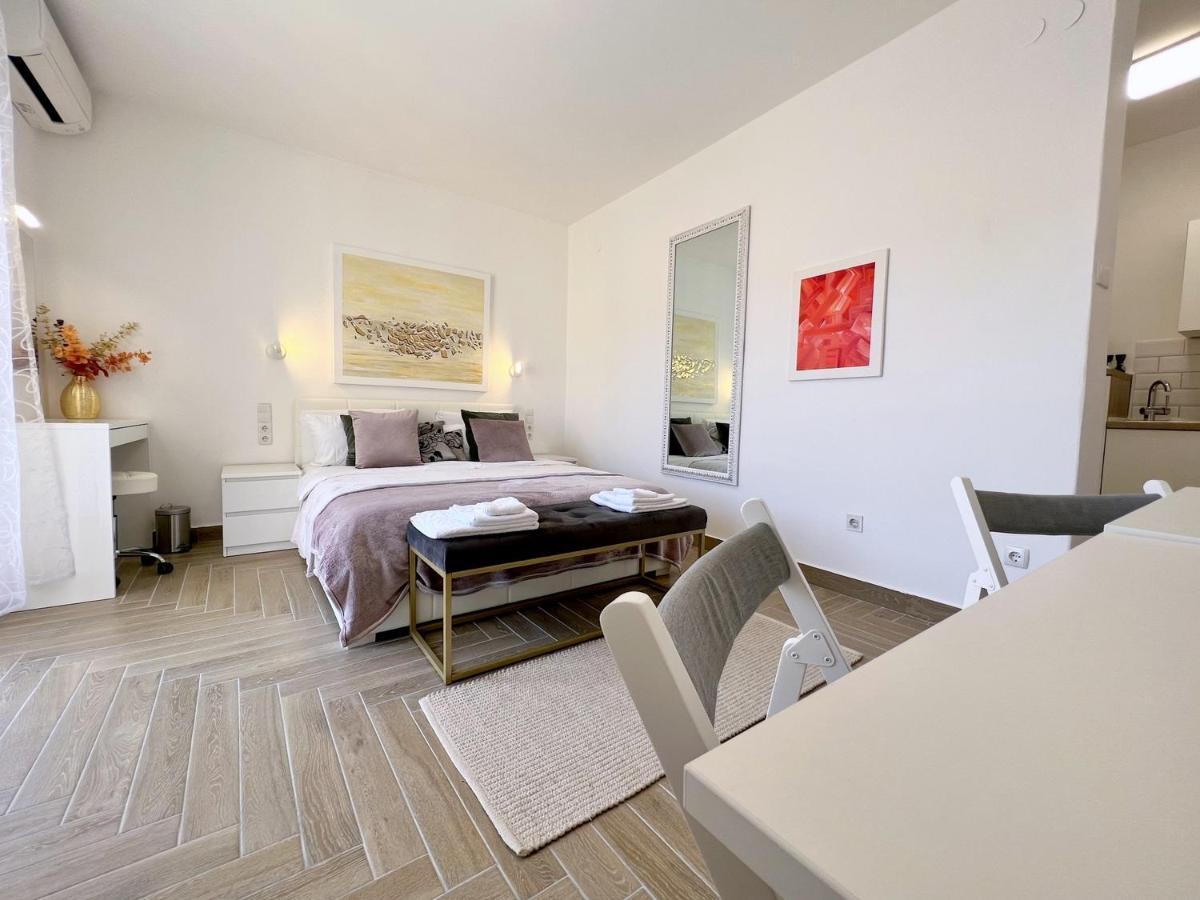 King Residence Old Town Rab - Adults Only Rab Town Eksteriør bilde