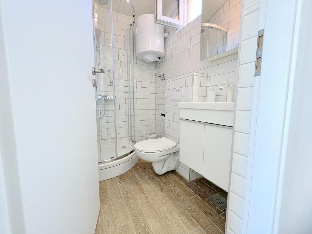 King Residence Old Town Rab - Adults Only Rab Town Eksteriør bilde